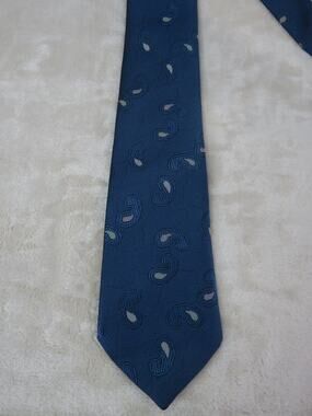 Vintage Benchmark Tie Woven Blue Blended Silk 3.5"x56" Made in USA